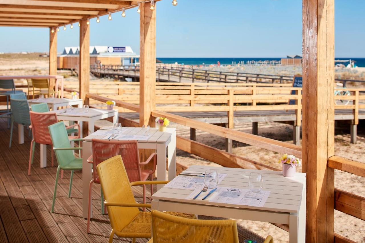 Vila Vita Parc Armação de Pêra Exterior foto Beach bar in Israel